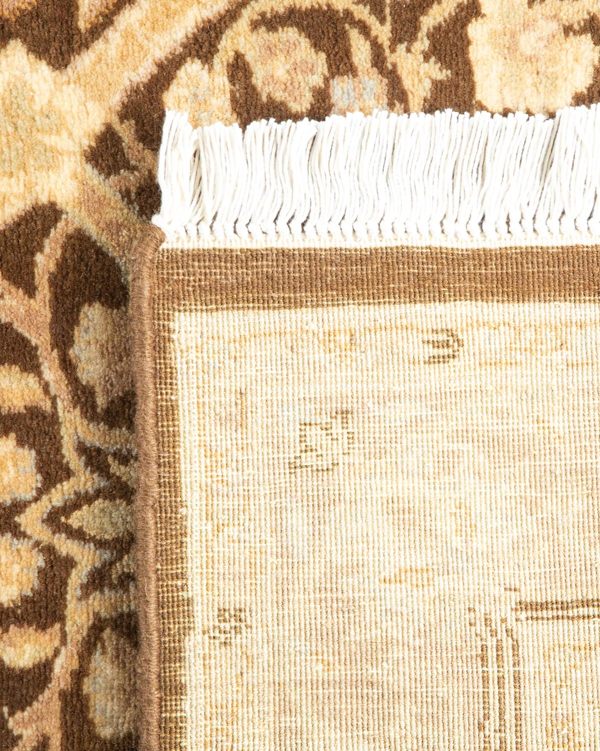 XXIe siècle et contemporain Tapis Mogul marron en laine noué à la main, unique en son genre en vente