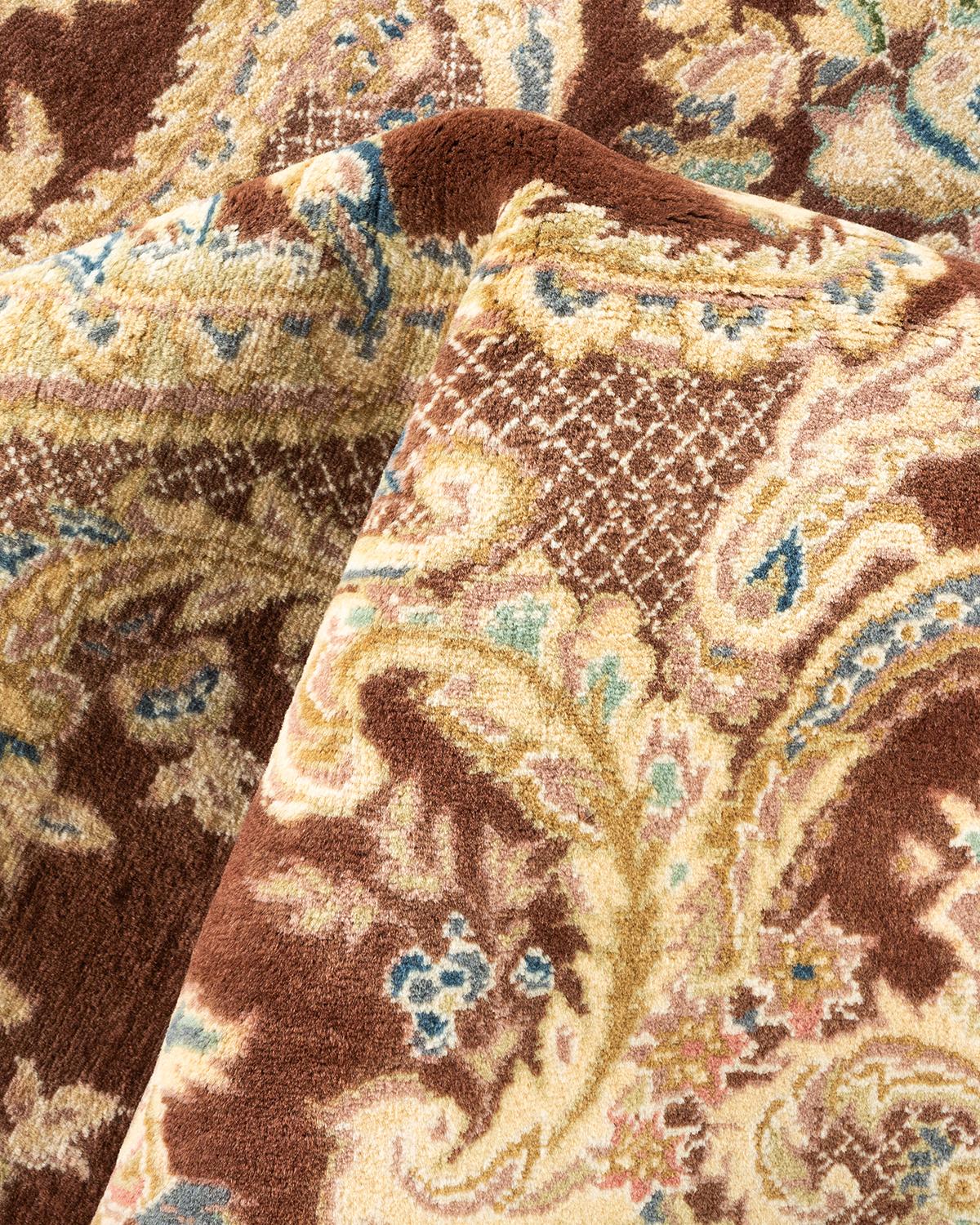 Tapis Mogul marron en laine noué à la main, unique en son genre en vente 1