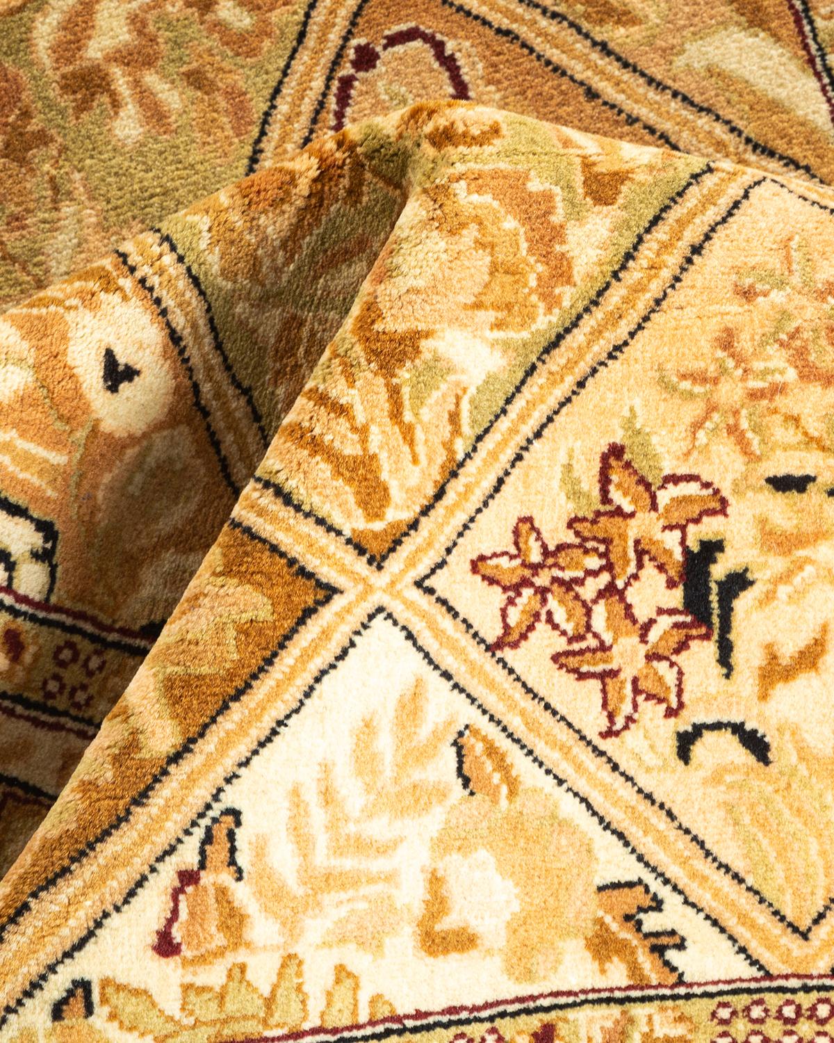 Tapis Mogul marron en laine noué à la main, unique en son genre en vente 1