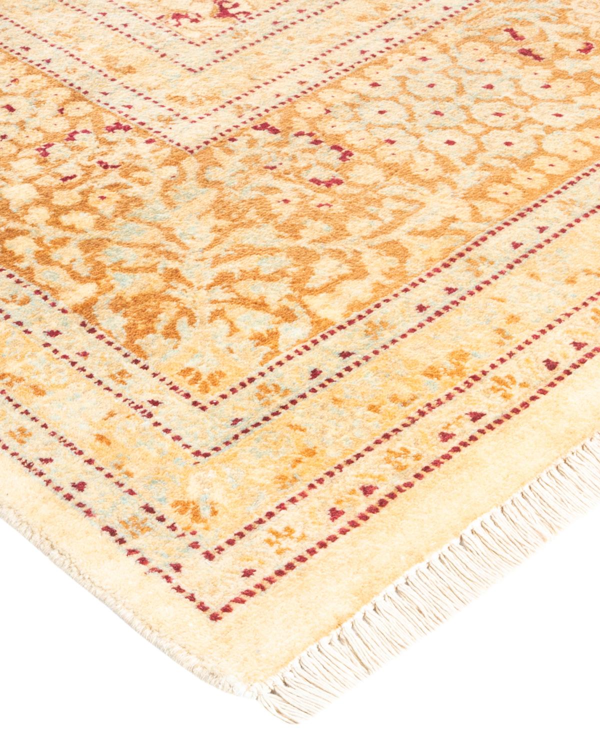 Avec leurs palettes discrètes et leurs motifs allover, les tapis de la collection Mogul apporteront une sophistication intemporelle à n'importe quelle pièce. Influencés par un éventail de motifs turcs, indiens et persans, les artisans qui tissent à