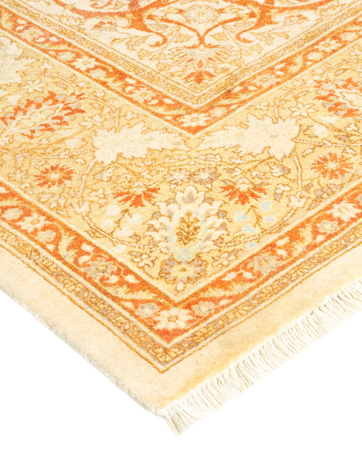 Avec leurs palettes discrètes et leurs motifs à l'envers, les tapis de la collection Mogul apporteront une sophistication intemporelle à n'importe quelle pièce. Influencés par un éventail de motifs turcs, indiens et persans, les artisans qui tissent