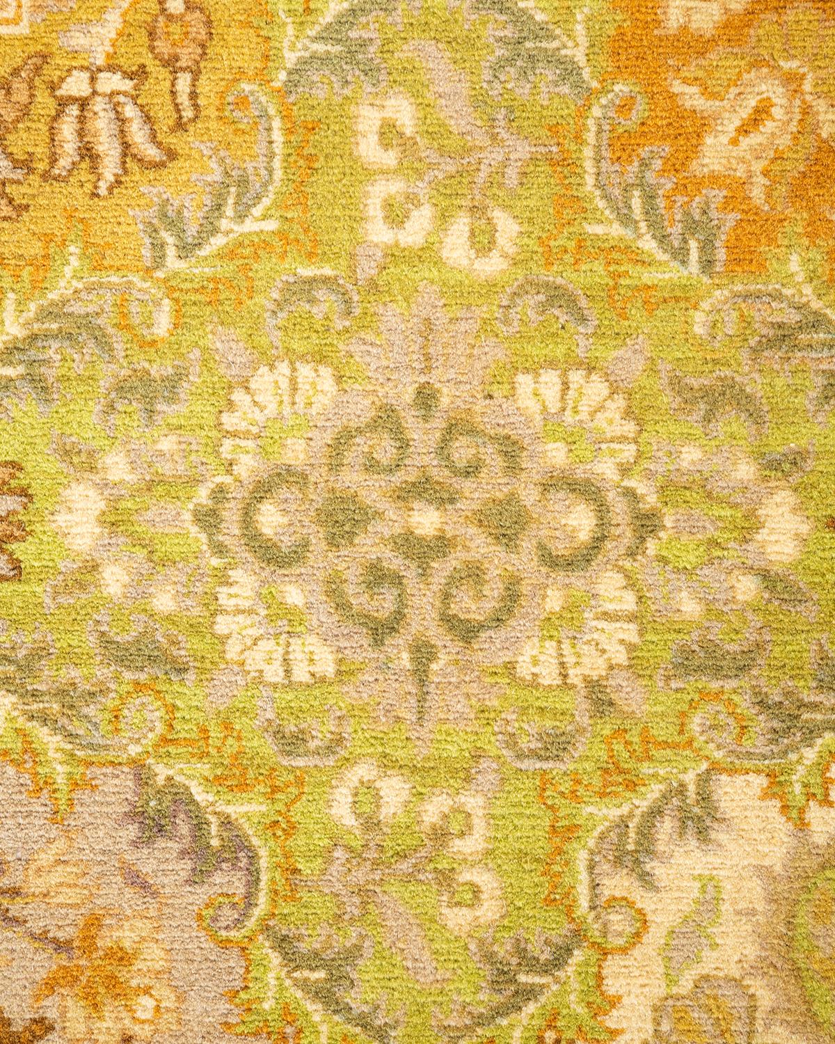 Pakistanais Tapis Mogul ivoire en laine noué à la main, unique en son genre en vente