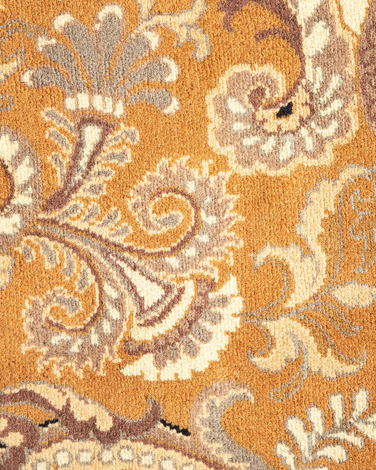 Pakistanais Tapis Mogul ivoire en laine noué à la main, unique en son genre en vente