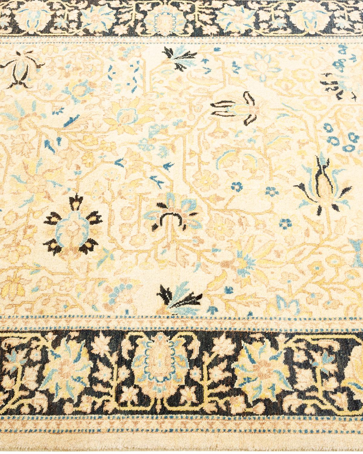 One-of-a-kind Hand Knotted Wool Mogul Ivory Area Rug In New Condition For Sale In Norwalk, CT