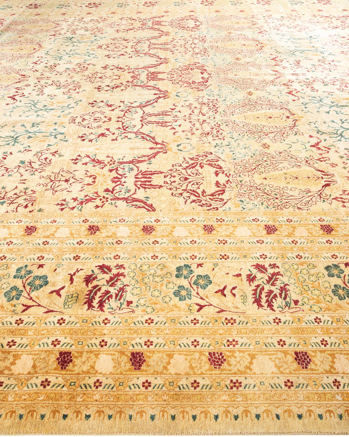 One-of-a-kind Hand Knotted Wool Mogul Ivory Area Rug In New Condition For Sale In Norwalk, CT