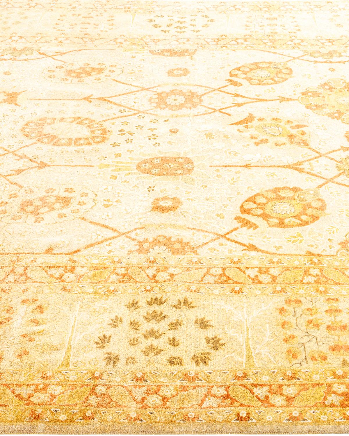 One-of-a-kind Hand Knotted Wool Mogul Ivory Area Rug In New Condition For Sale In Norwalk, CT