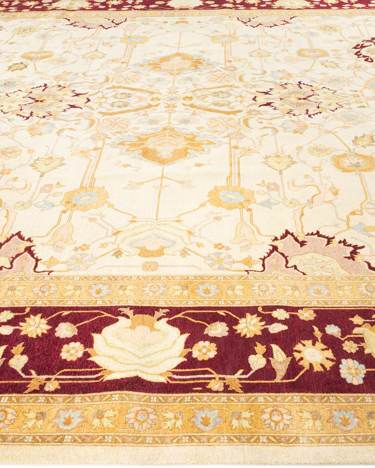 One-of-a-kind Hand Knotted Wool Mogul Ivory Area Rug In New Condition For Sale In Norwalk, CT