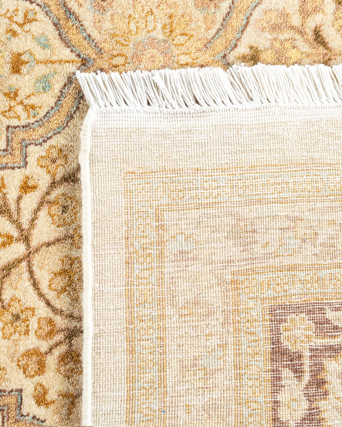 XXIe siècle et contemporain Tapis Mogul ivoire en laine noué à la main, unique en son genre en vente