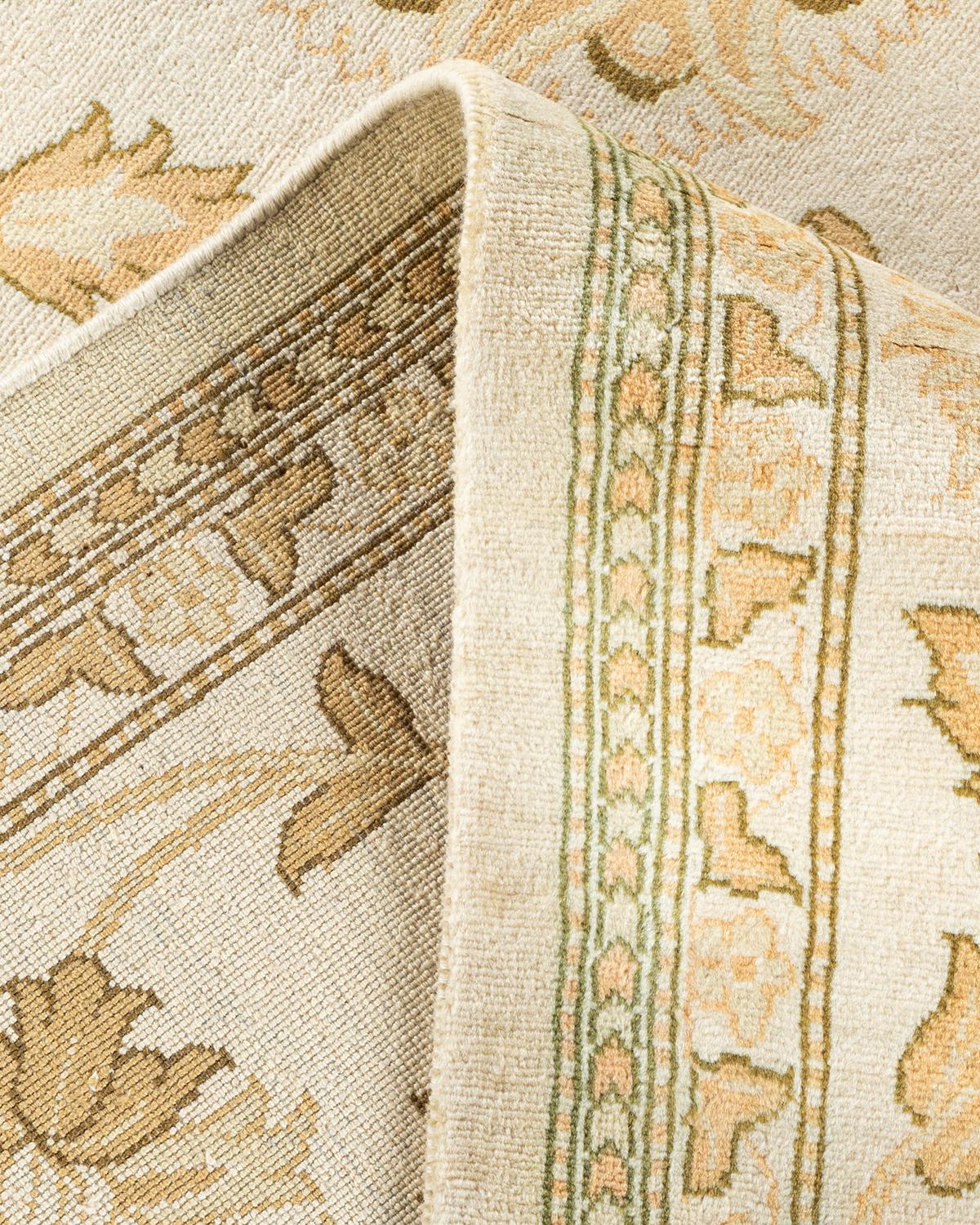 Handgeknüpfter elfenbeinfarbener Mogul-Teppich aus Wolle, Unikat im Angebot 1