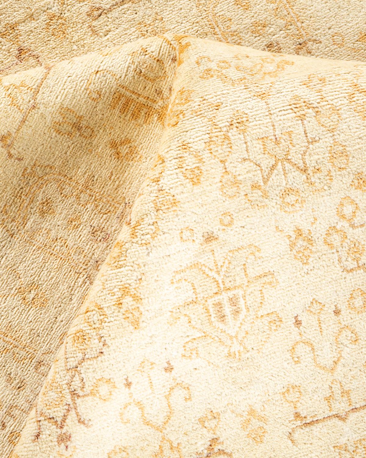 One-of-a-kind Hand Knotted Wool Mogul Ivory Area Rug For Sale 2