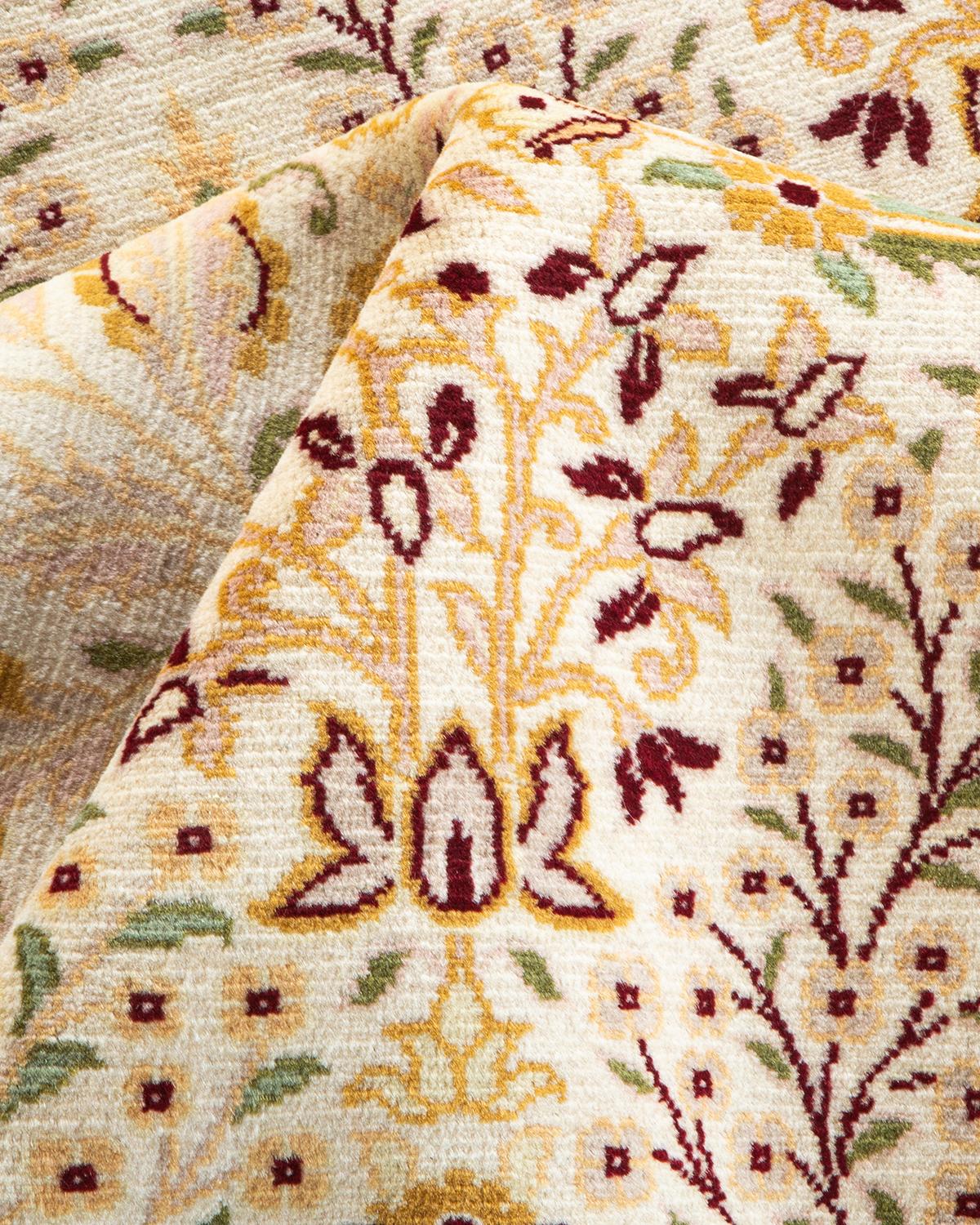 Tapis Mogul ivoire en laine noué à la main, unique en son genre en vente 1