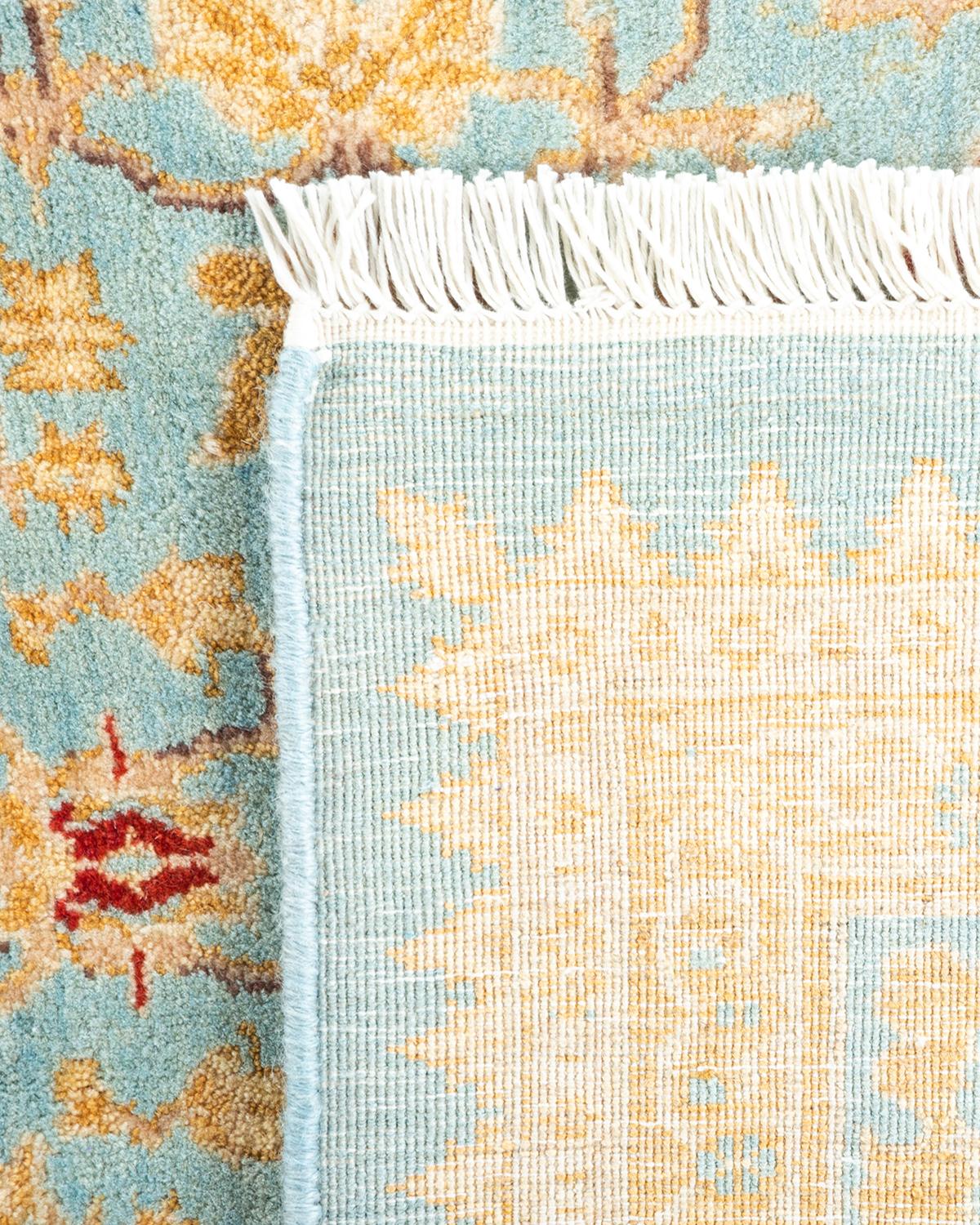 Handgeknüpfter, hellblauer Mogul-Teppich aus Wolle, Unikat (21. Jahrhundert und zeitgenössisch) im Angebot