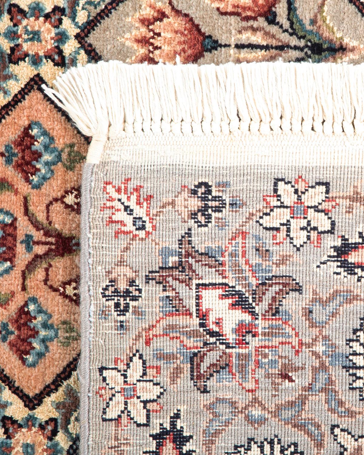 Handgeknüpfter, hellgrauer Mogul-Teppich aus Wolle, Unikat (21. Jahrhundert und zeitgenössisch) im Angebot