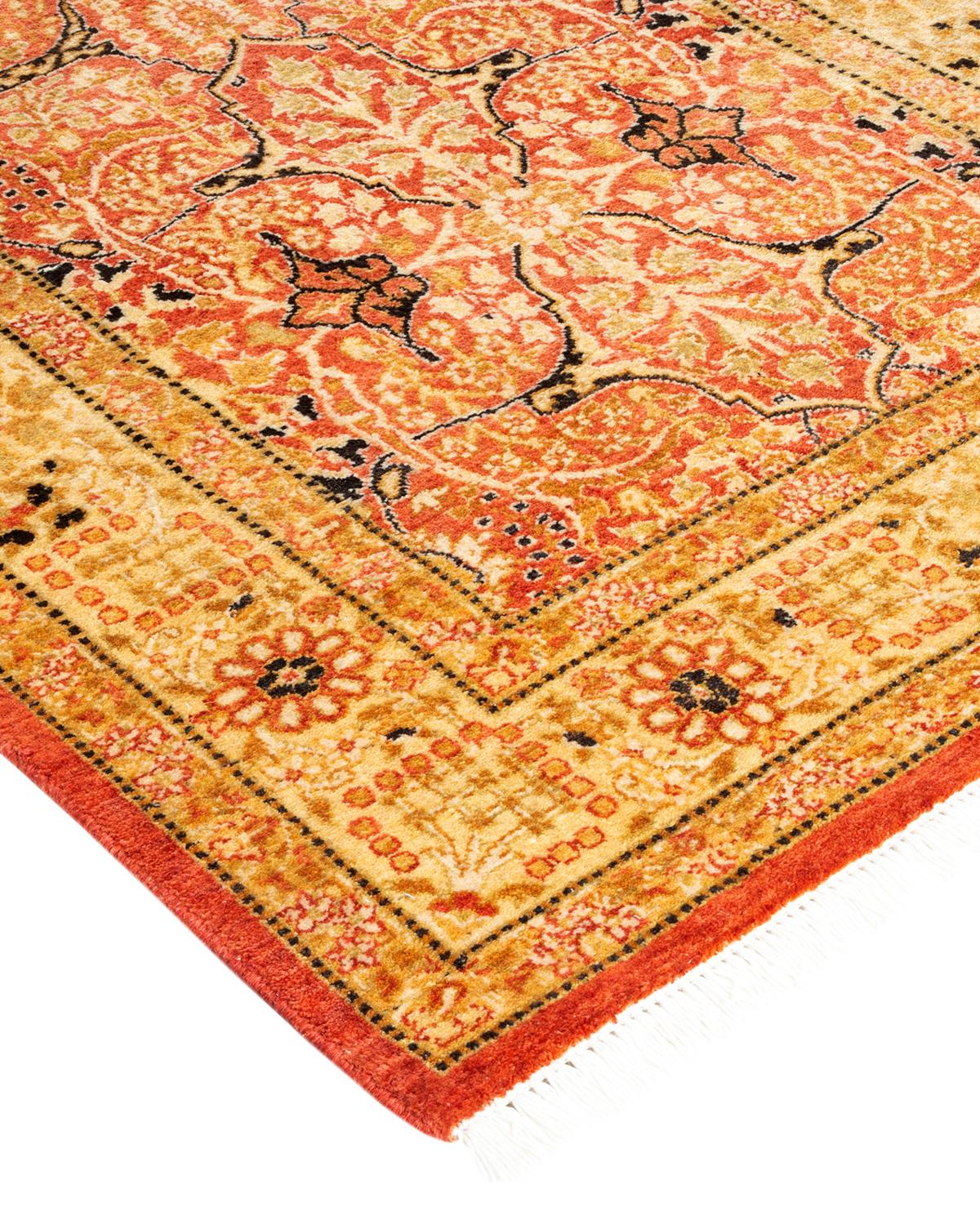 Die Teppiche der Mogul-Kollektion bringen mit ihren zurückhaltenden Farben und Allover-Mustern zeitlose Eleganz in jeden Raum. Beeinflusst von einem Spektrum türkischer, indischer und persischer Designs, lassen die Kunsthandwerker, die diese