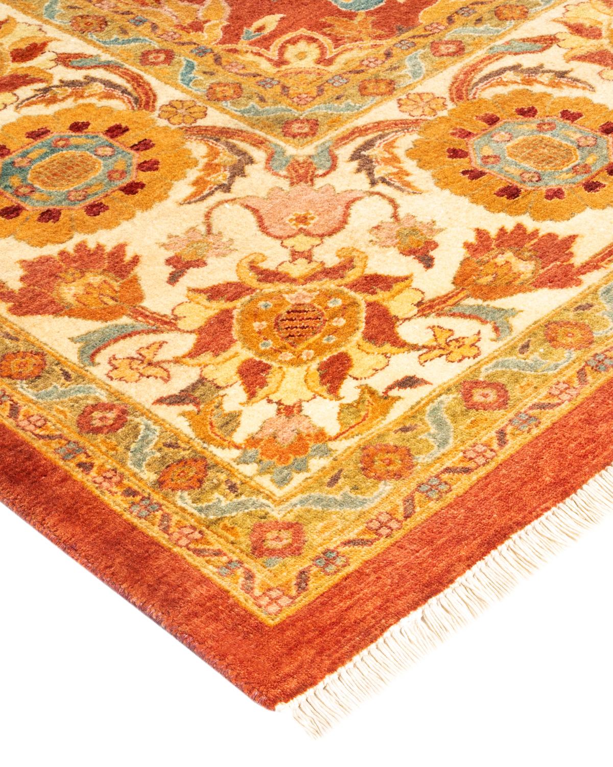 Con palette sobrie e disegni allover, i tappeti della Collezione Mogul doneranno una raffinatezza senza tempo a qualsiasi stanza. Influenzati da uno spettro di disegni turchi, indiani e persiani, gli artigiani che tessono a mano questi tappeti di
