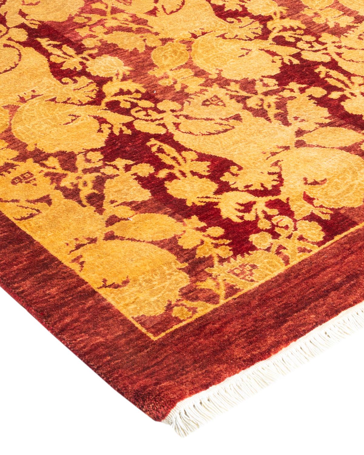 Con palette sobrie e disegni allover, i tappeti della Collezione Mogul doneranno una raffinatezza senza tempo a qualsiasi stanza. Influenzati da uno spettro di disegni turchi, indiani e persiani, gli artigiani che tessono a mano questi tappeti di