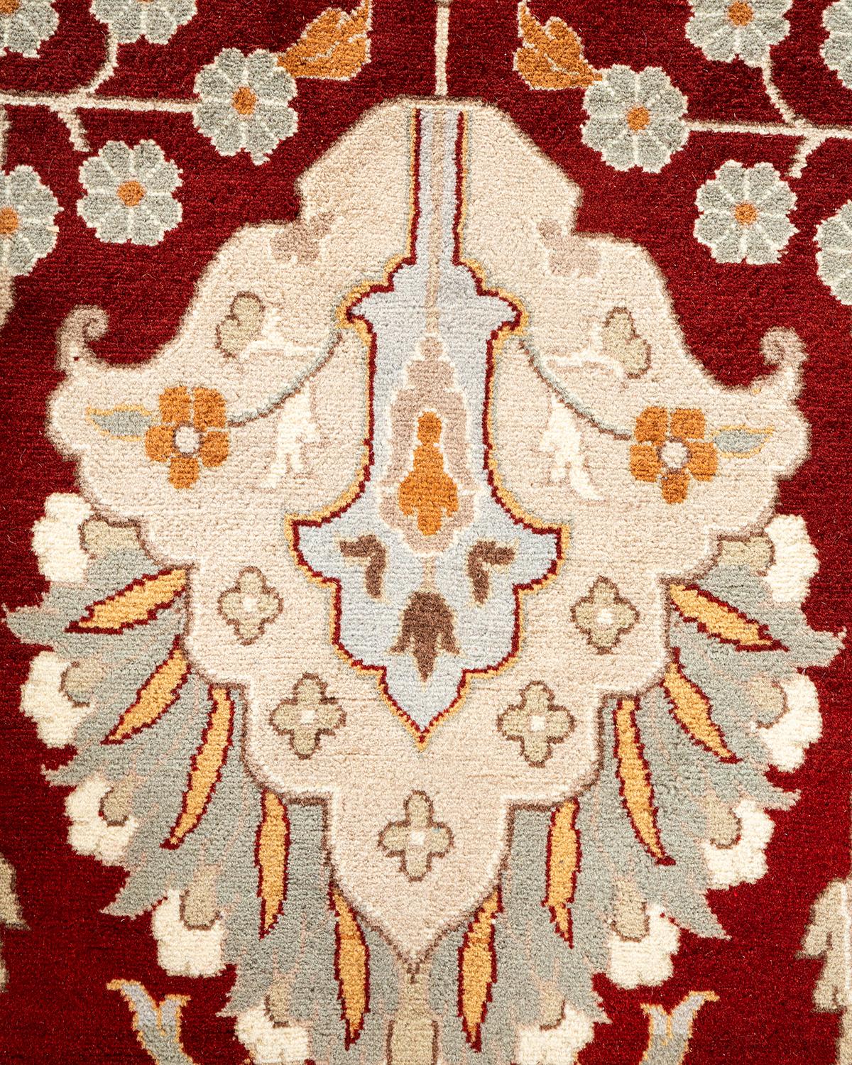 Pakistanais Tapis Mogul rouge en laine noué à la main, unique en son genre en vente