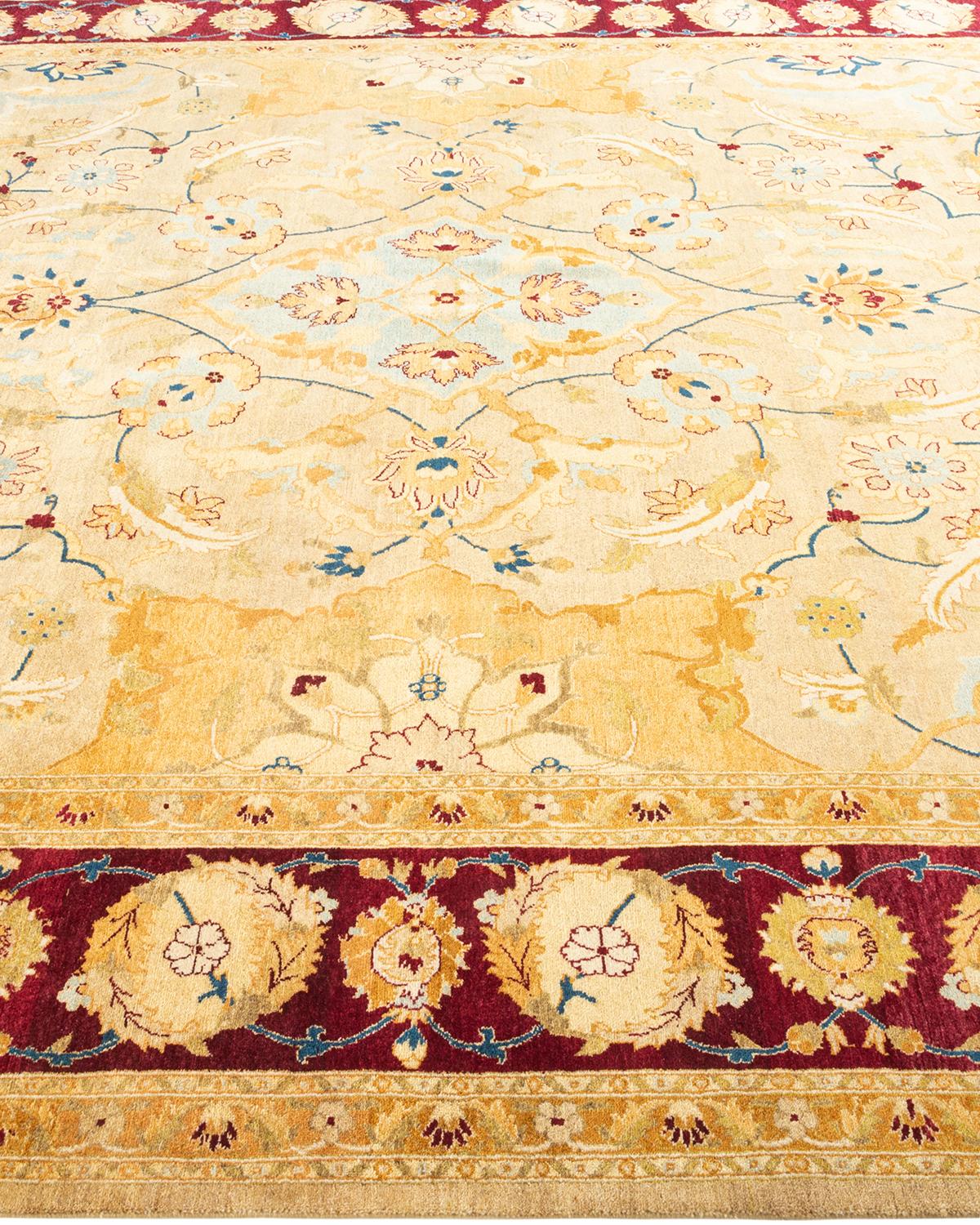 One-of-a-kind Hand Knotted Wool Mogul Yellow Area Rug In New Condition For Sale In Norwalk, CT