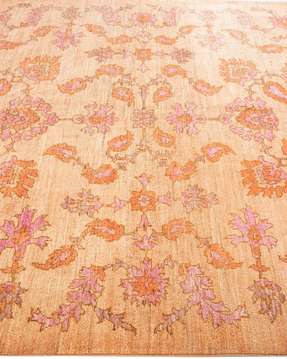 One-of-a-kind Hand Knotted Wool Oushak Beige Area Rug In New Condition For Sale In Norwalk, CT