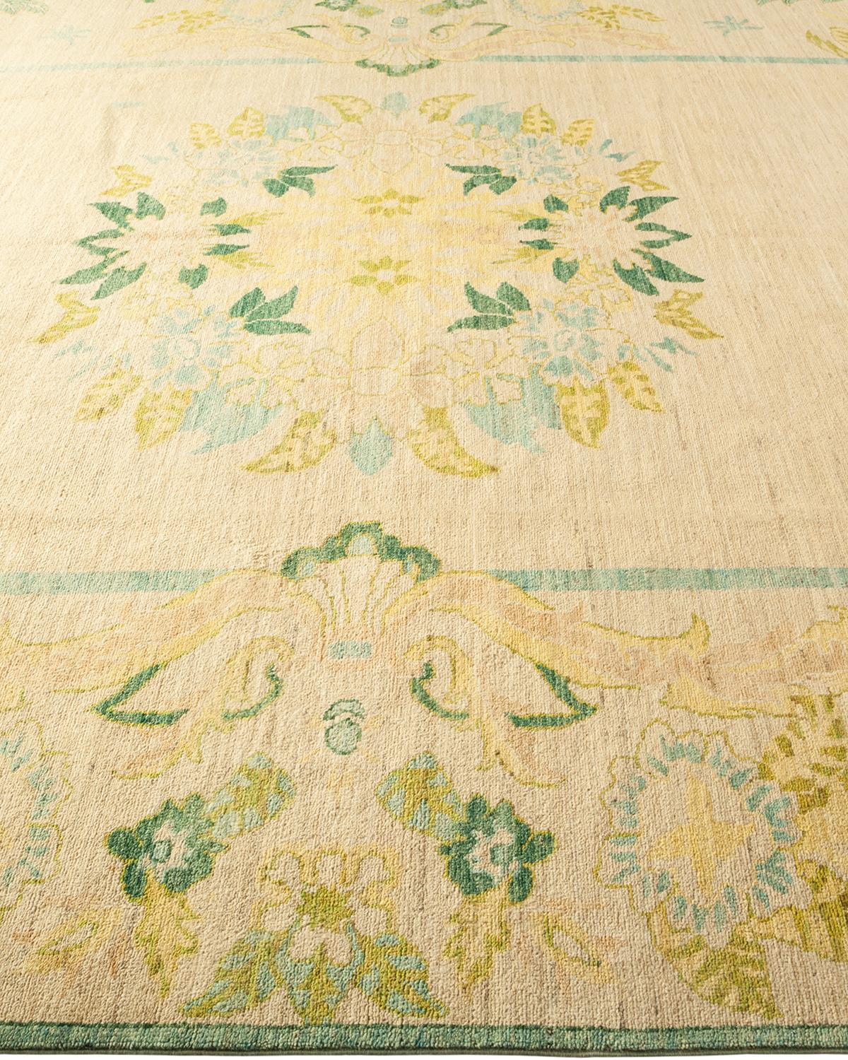 One-of-a-kind Hand Knotted Wool Oushak Ivory Area Rug In New Condition In Norwalk, CT