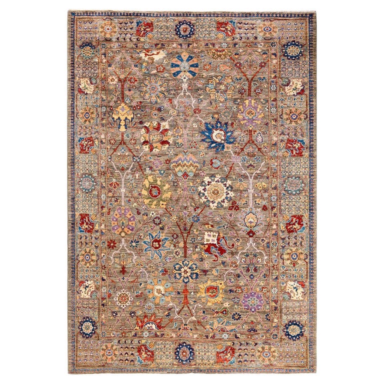 Small Serapi Rug One-of-a-kind Hand Knotted Wool Serapi Beige Area Rug For Sale at 1stDibs
