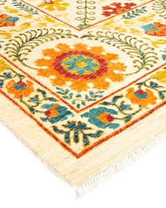 One-of-a-kind Hand Knotted Wool Suzani Ivory Area Rug
