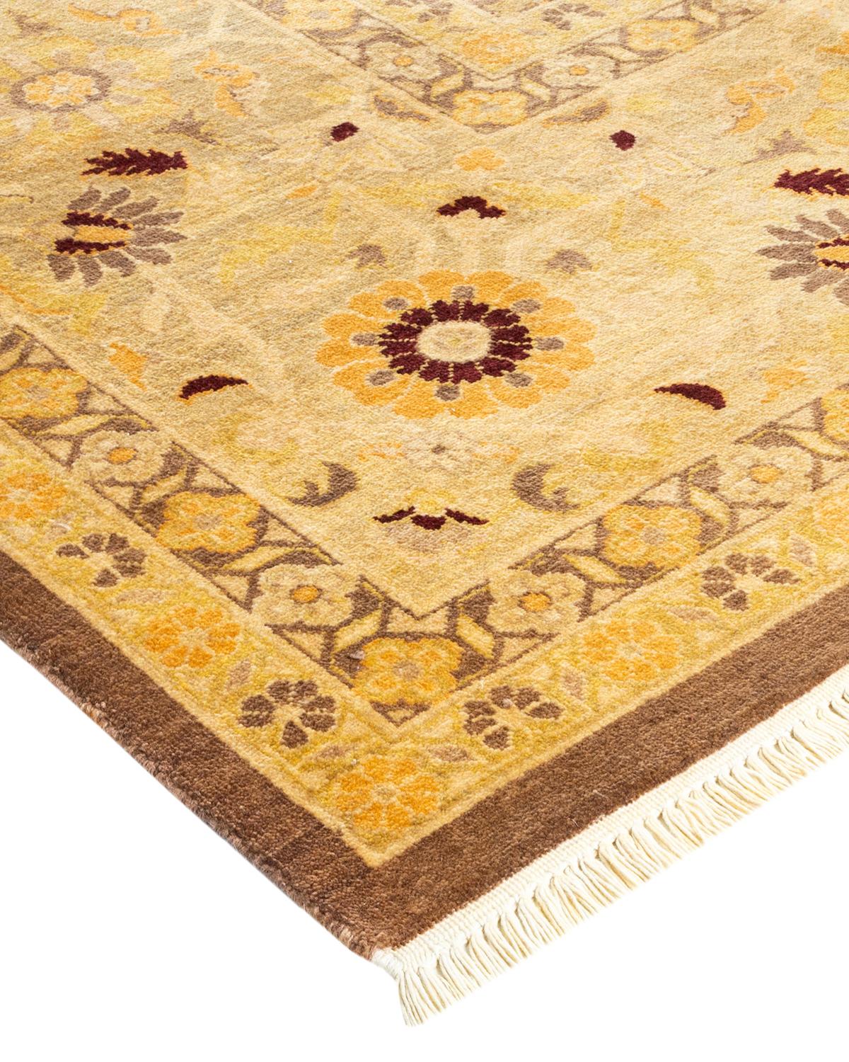 Handgefertigter, zeitgenössischer, eklektischer brauner Teppich, Unikat (Wolle) im Angebot