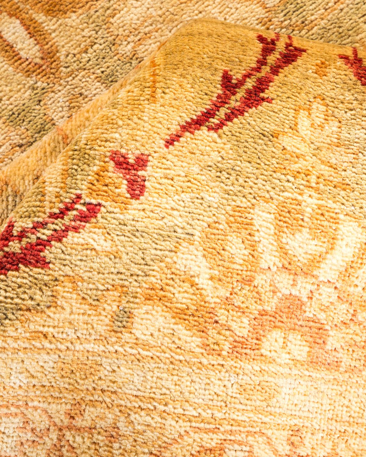 Autre Tapis vert contemporain éclectique fait à la main unique en son genre en vente