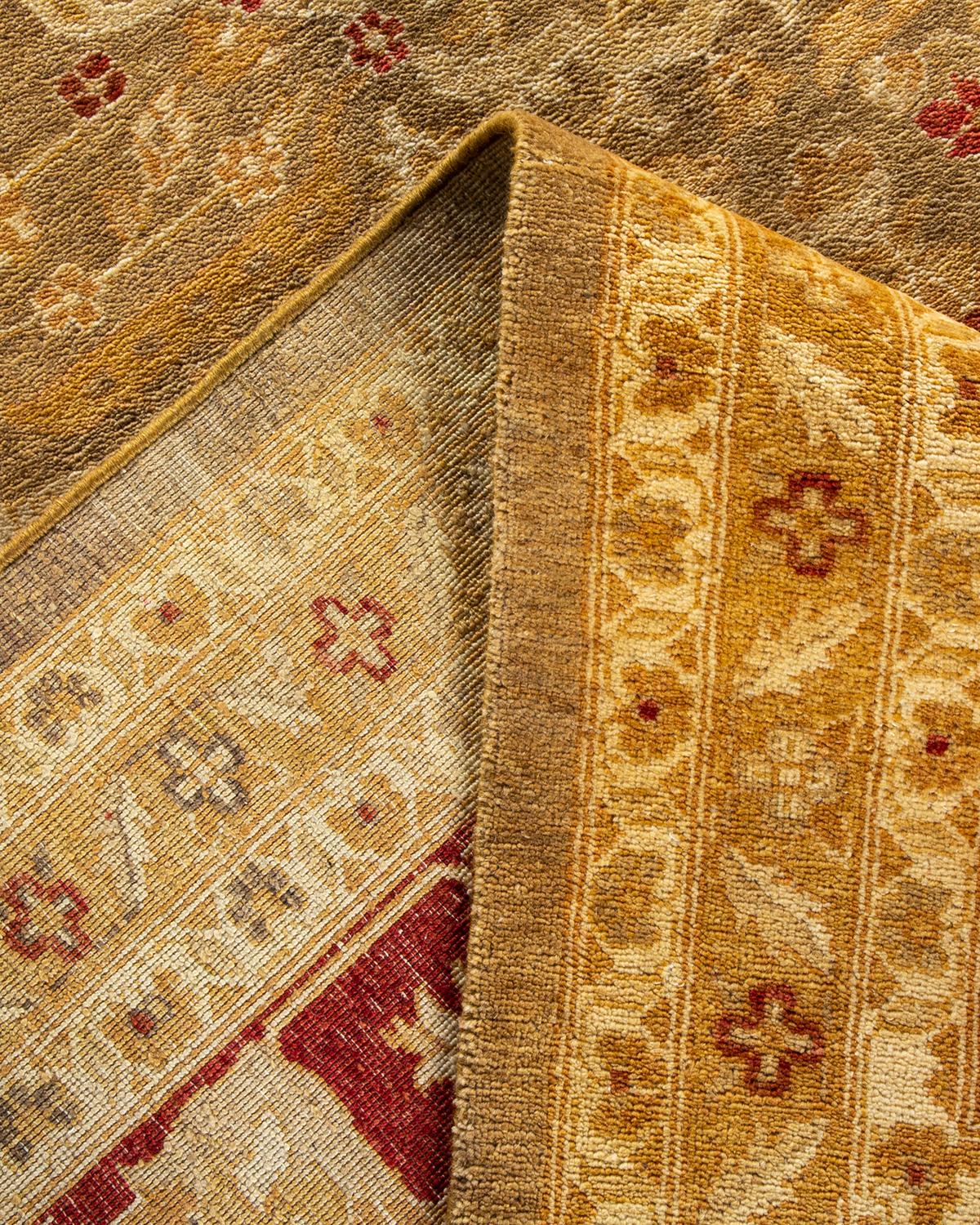 Autre Tapis vert éclectique contemporain fait à la main unique en son genre en vente