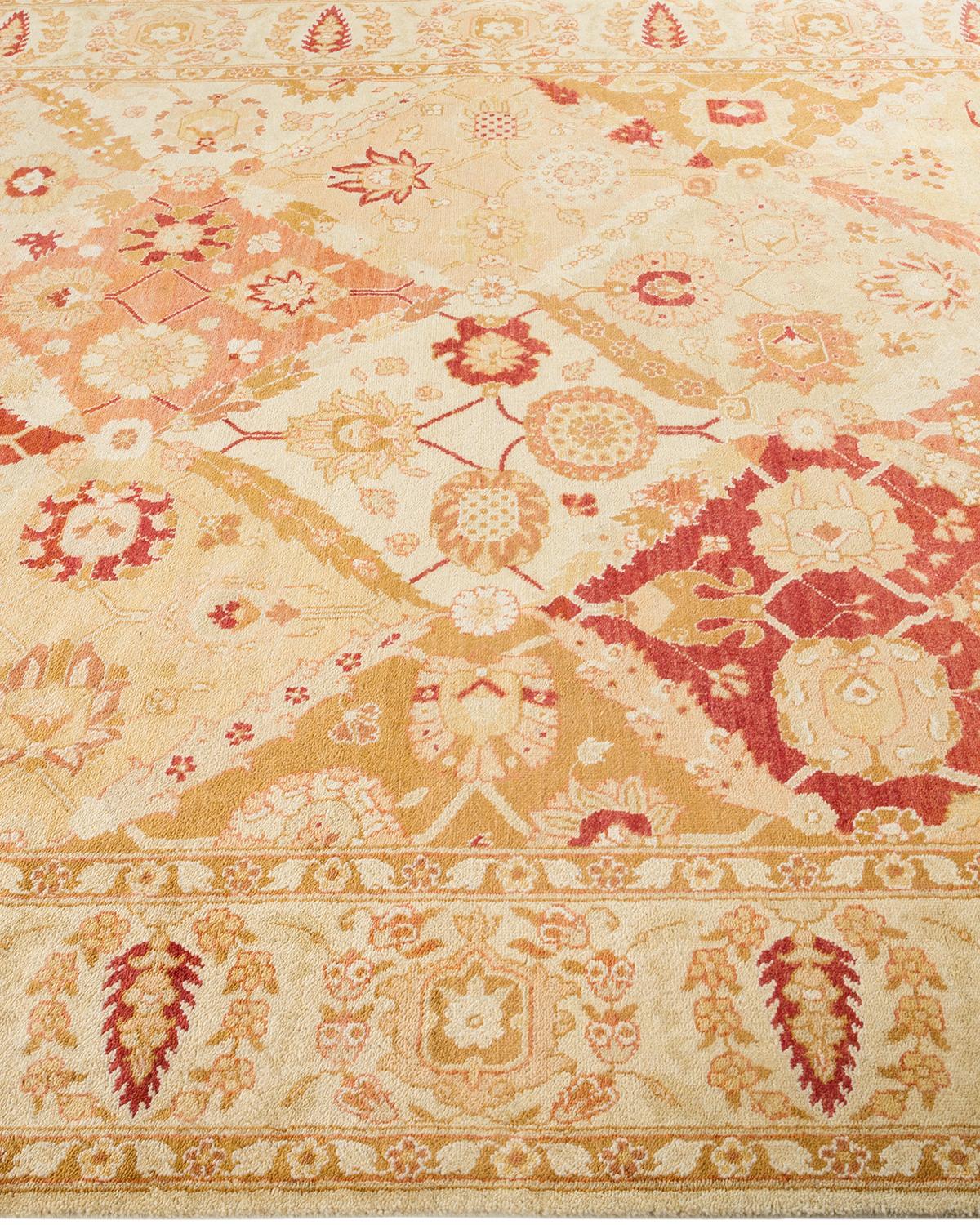Tapis de sol éclectique contemporain ivoire, unique en son genre, fabriqué à la main Neuf - En vente à Norwalk, CT