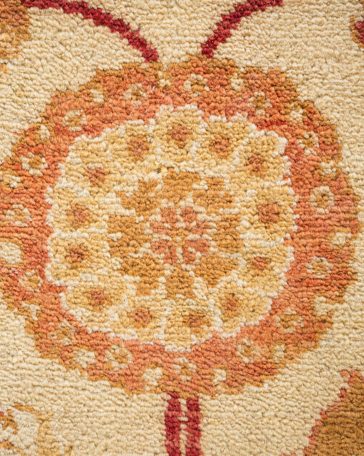 XXIe siècle et contemporain Tapis de sol éclectique contemporain ivoire, unique en son genre, fabriqué à la main en vente