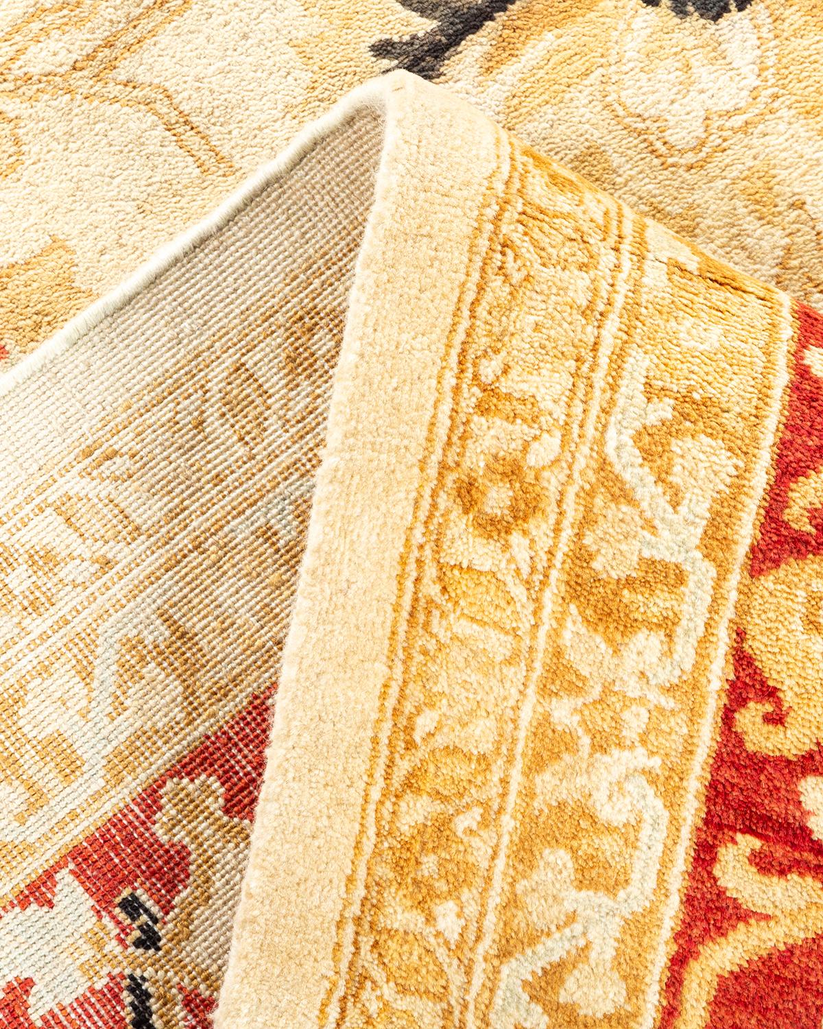 Zeitgenössischer, handgefertigter, eklektischer elfenbeinfarbener Teppich, Unikat (Pakistanisch) im Angebot