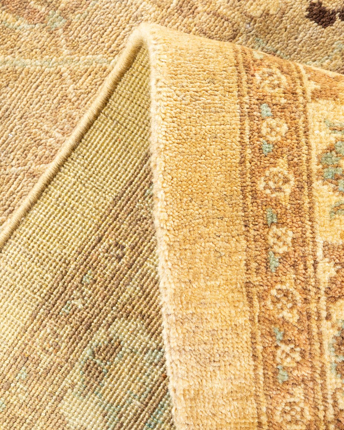 Pakistani One-Of-A-Kind Hand Made Contemporary Eclectic Ivory Area Rug