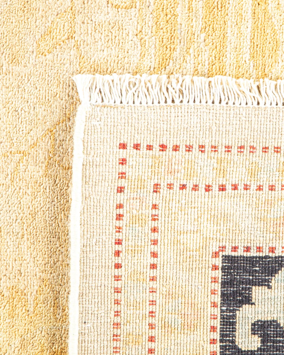 Noué à la main Tapis ivoire contemporain éclectique fait à la main unique en son genre en vente