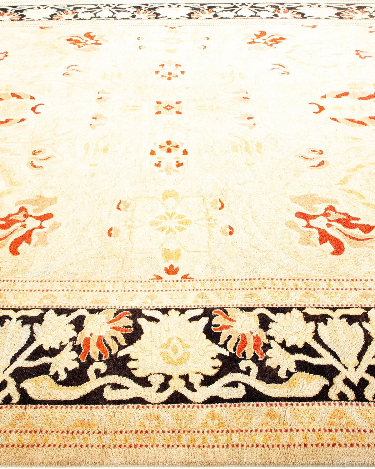 Tapis ivoire contemporain éclectique fait à la main unique en son genre Neuf - En vente à Norwalk, CT