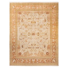 Tapis contemporain éclectique en ivoire fait à la main unique en son genre