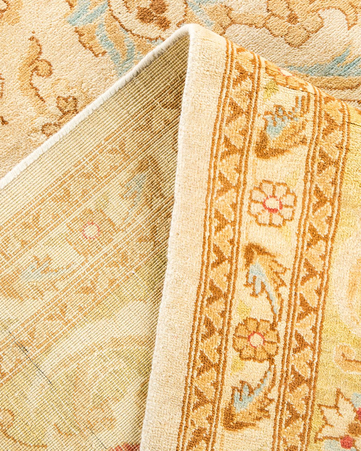 Handgefertigter, zeitgenössischer, eklektischer elfenbeinfarbener Teppich, Unikat (Pakistanisch) im Angebot