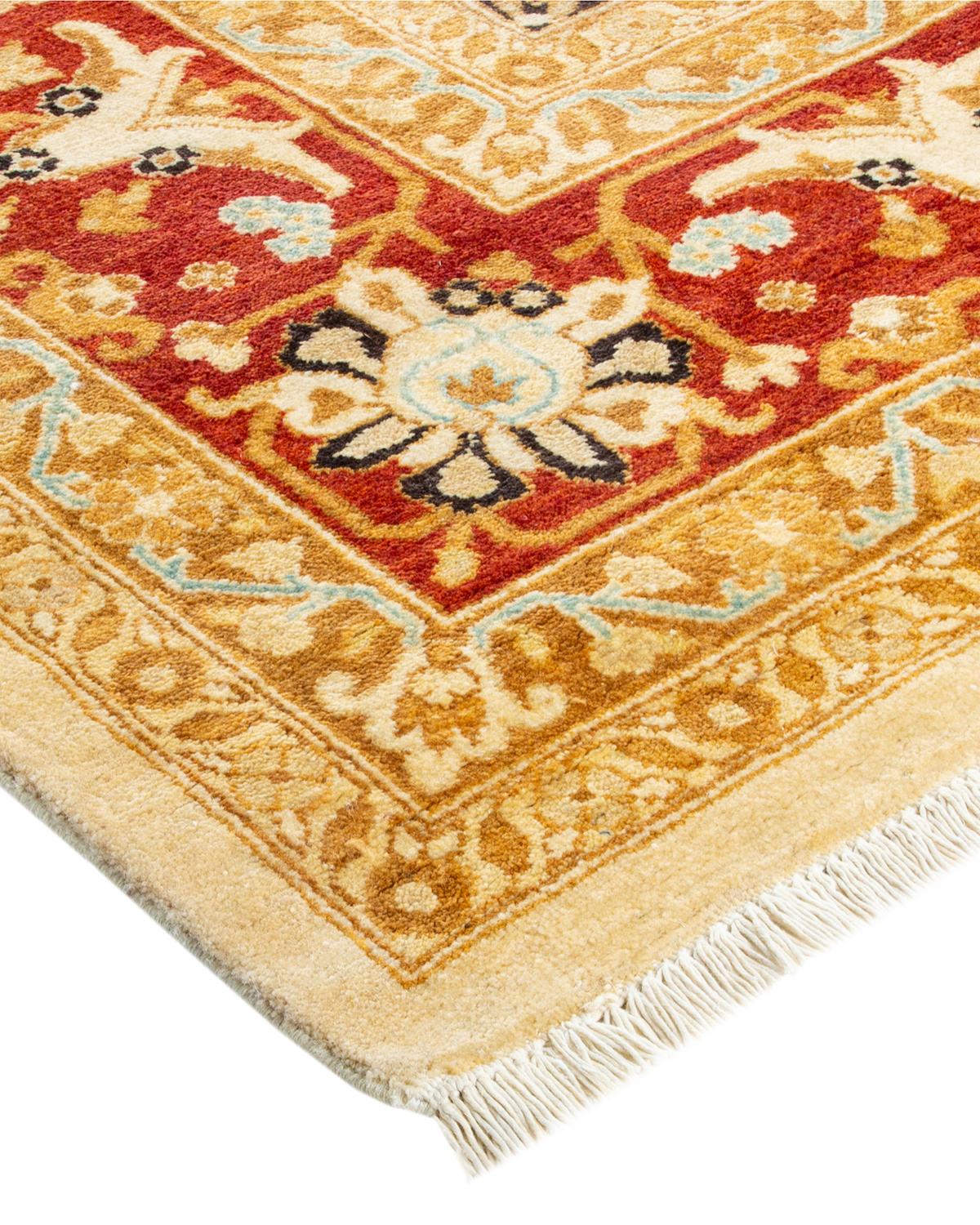 Zeitgenössischer, handgefertigter, eklektischer elfenbeinfarbener Teppich, Unikat (Wolle) im Angebot