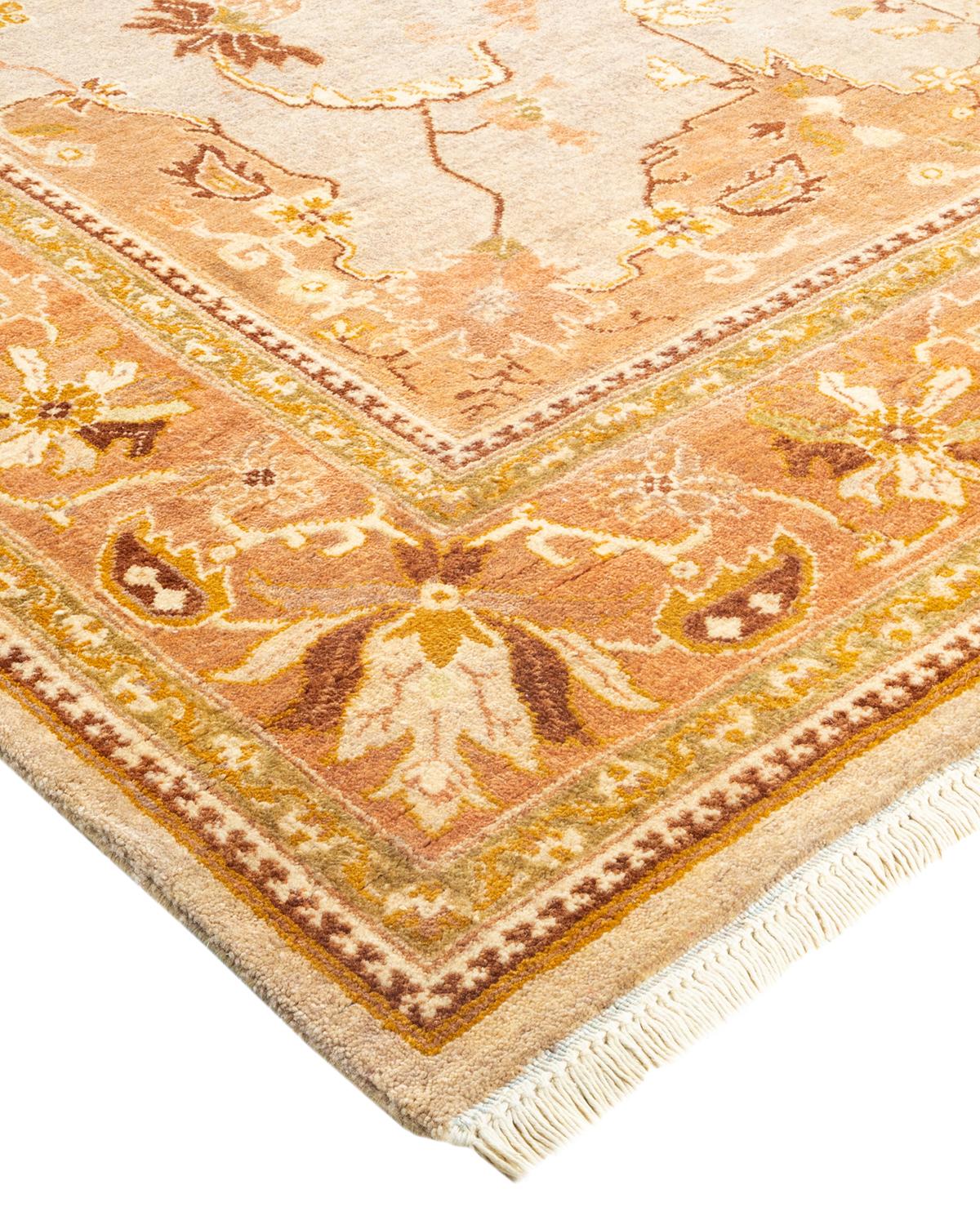 Laine Tapis jaune contemporain éclectique fait à la main unique en son genre en vente