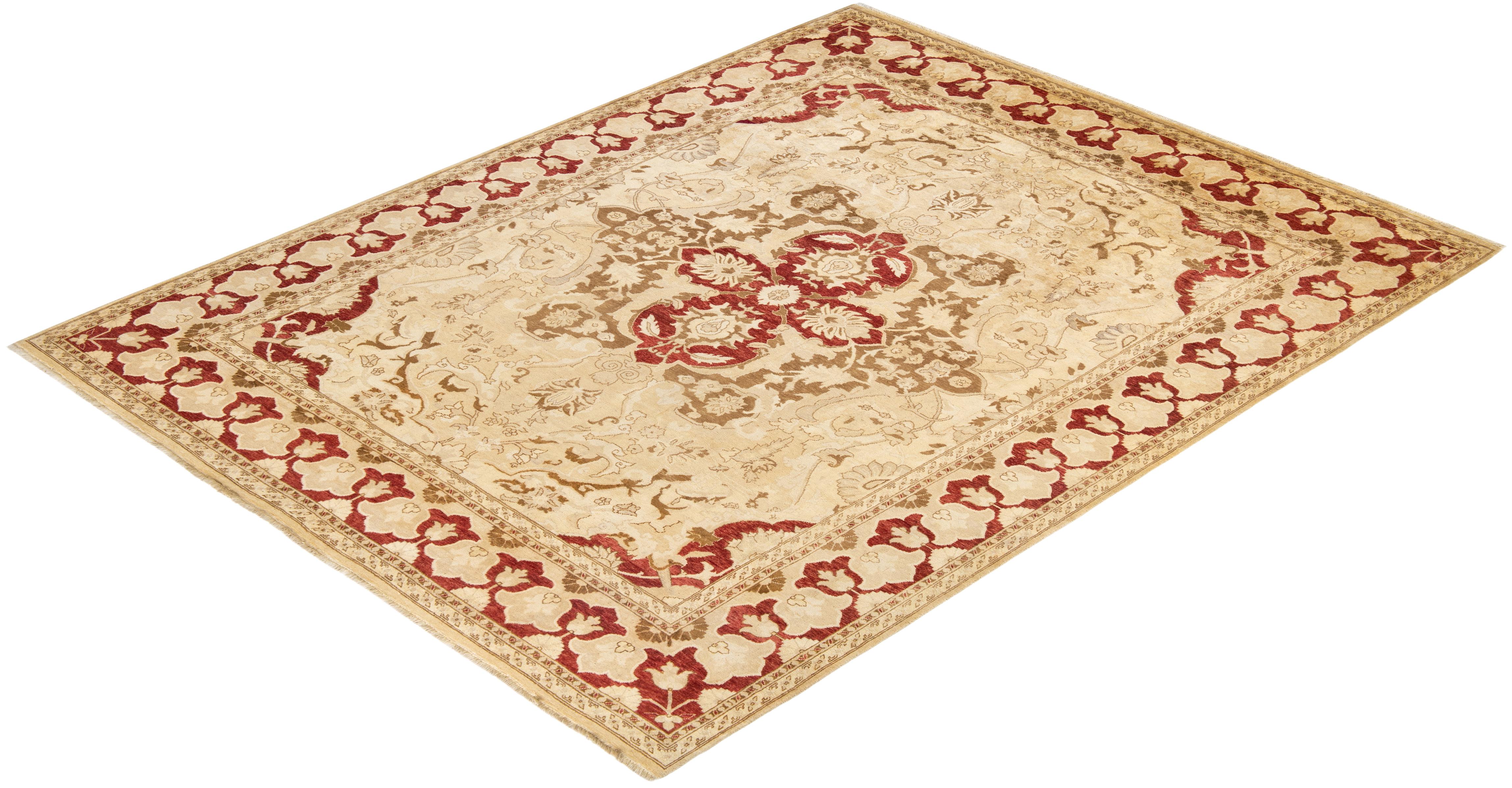 Avec un amalgame de tailles et d'influences esthétiques allant de l'art déco à Rorschach et au modernisme, les tapis de la collection Eclectic défient toute définition, demandant plutôt à devenir des points focaux intrigants d'une pièce. Ils sont à