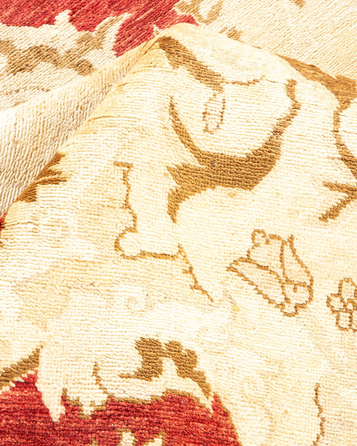 Autre Tapis jaune contemporain éclectique fait à la main, unique en son genre en vente