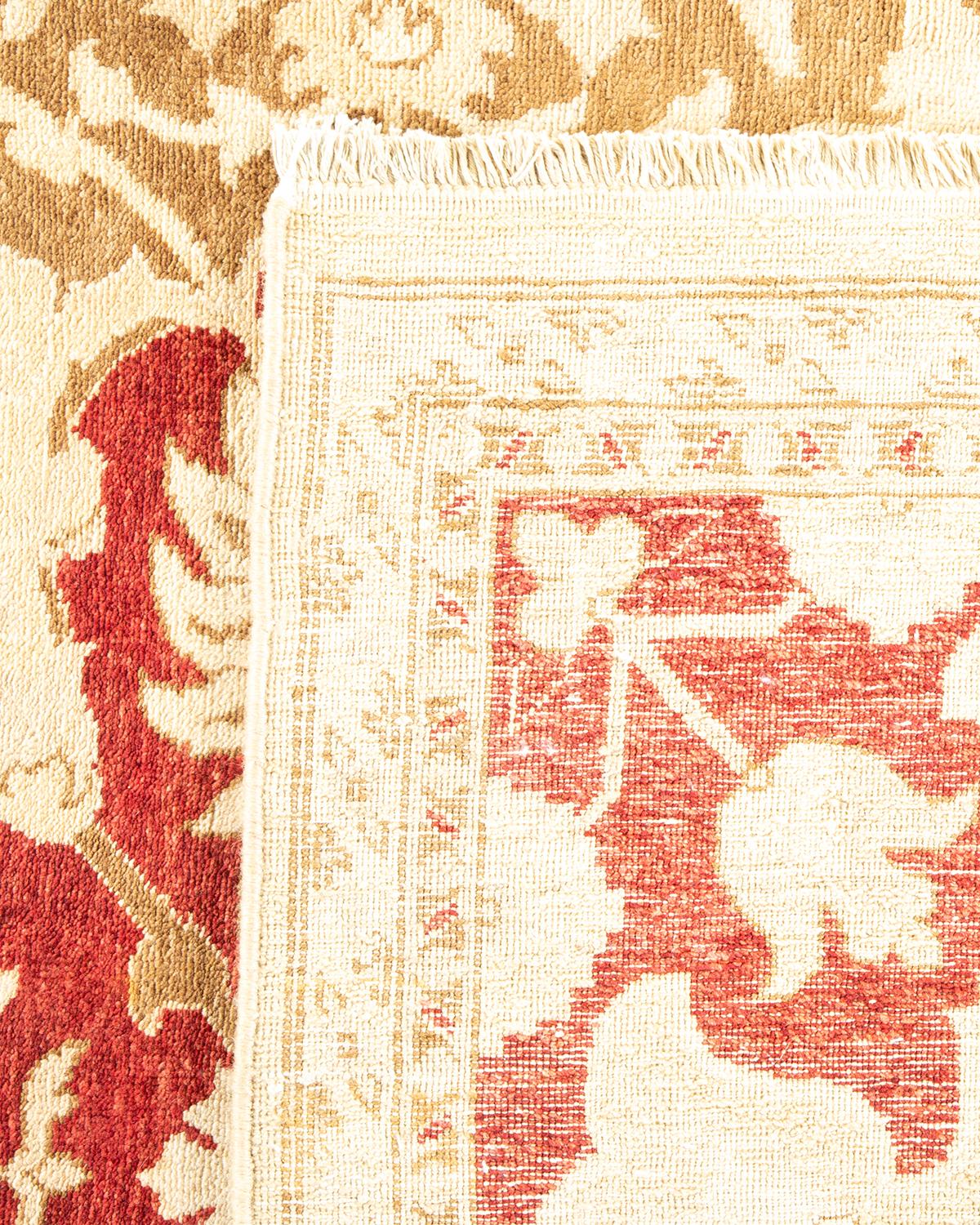 Noué à la main Tapis jaune contemporain éclectique fait à la main, unique en son genre en vente