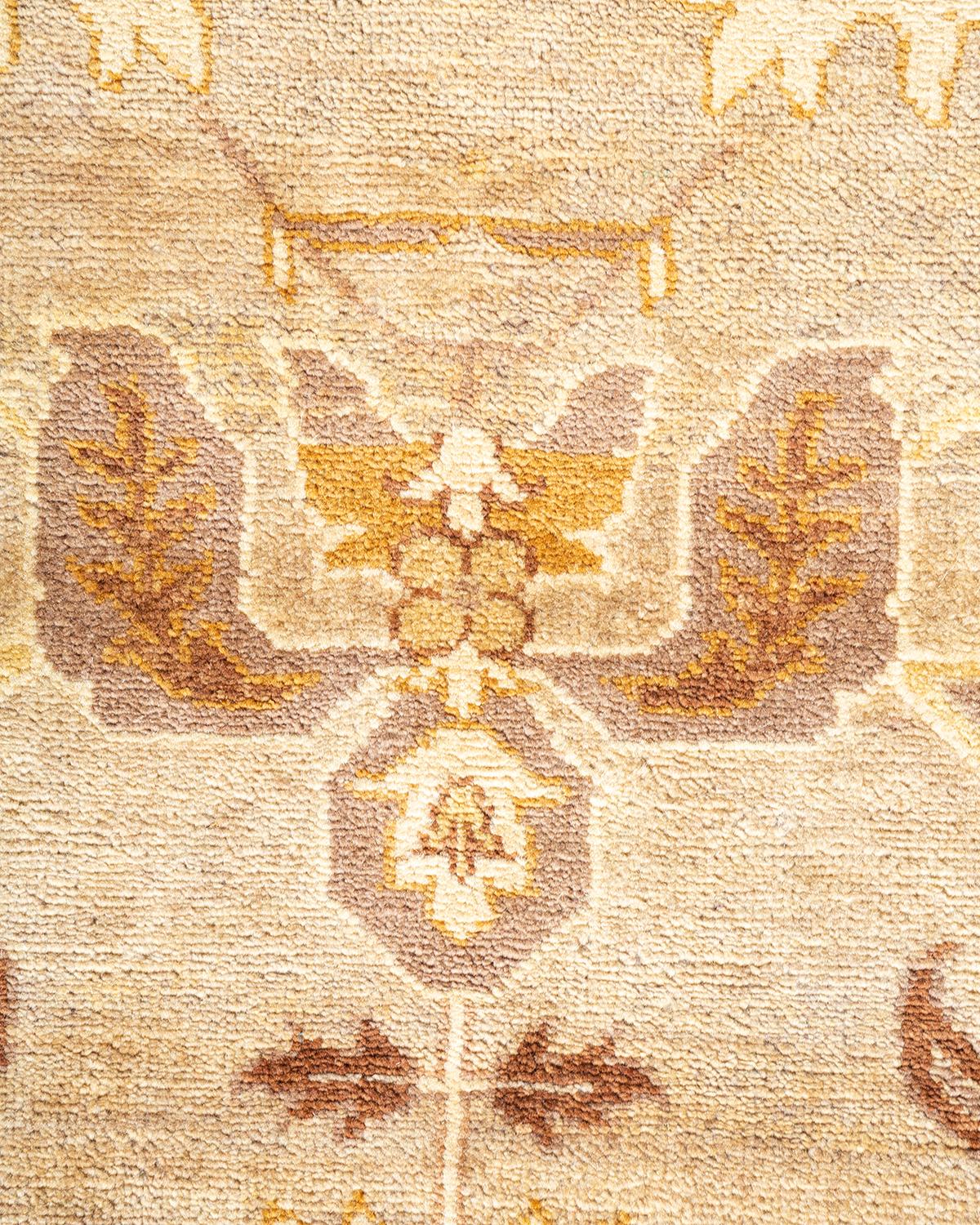 XXIe siècle et contemporain Tapis jaune contemporain éclectique fait à la main, unique en son genre en vente