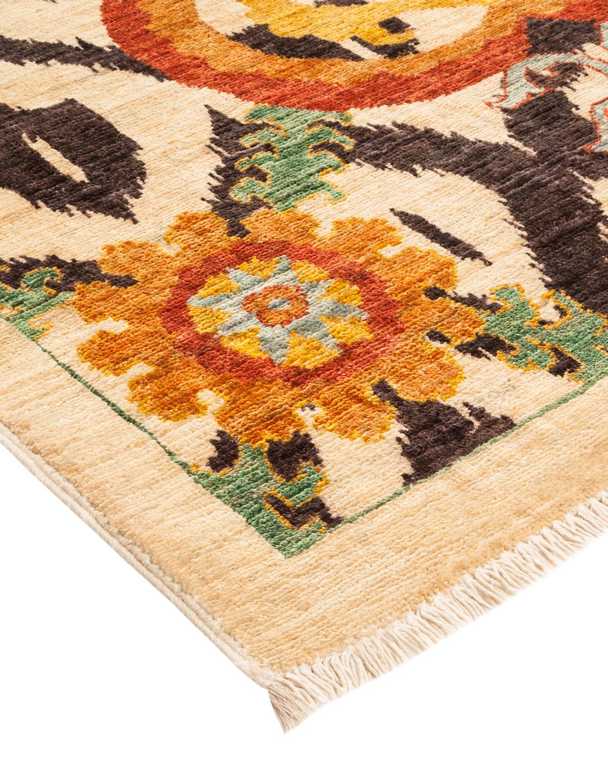 One-of-a-kind Hand Made Contemporary Suzani Ivory Area Rug For Sale 1