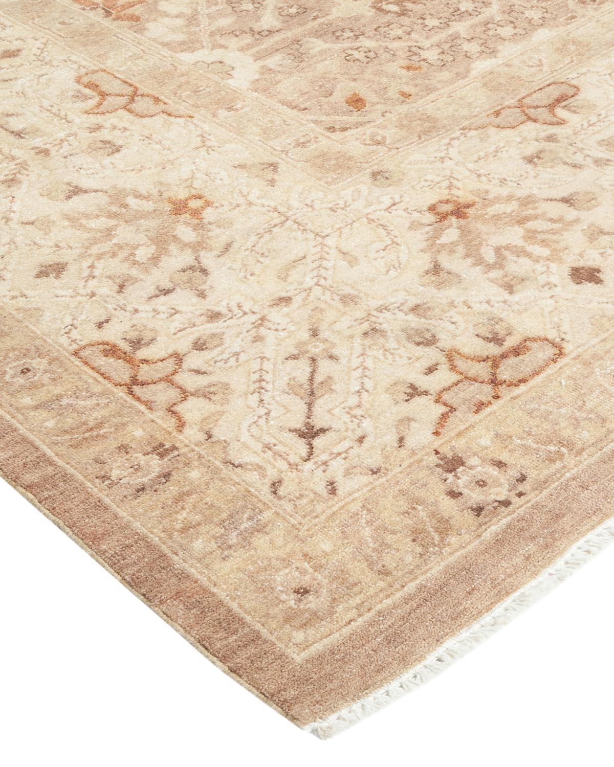 Handgefertigter, traditioneller Mogul-Beige-Teppich, Unikat (Wolle) im Angebot