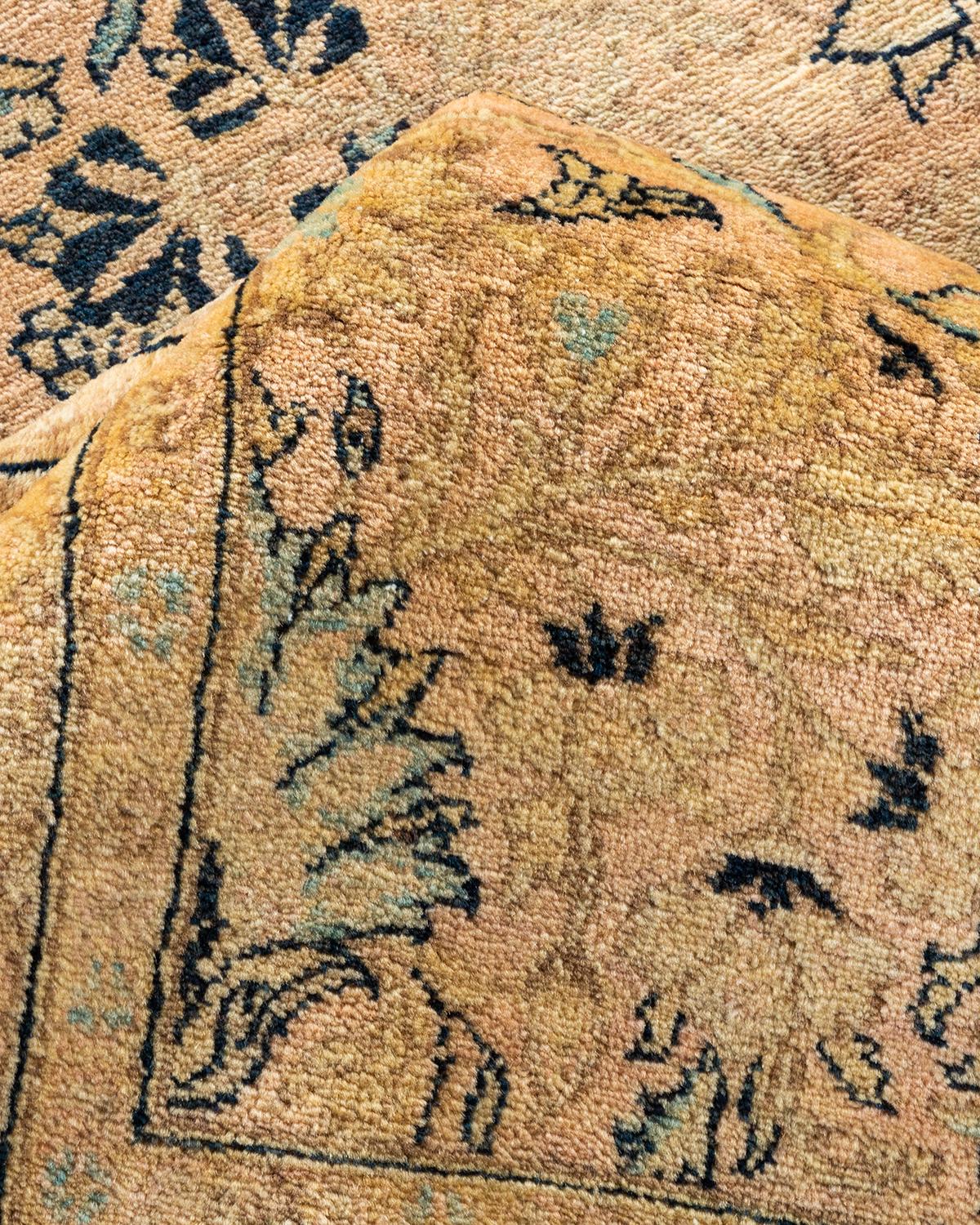 Autre Tapis Mogul traditionnel beige unique fait à la main, unique en son genre en vente