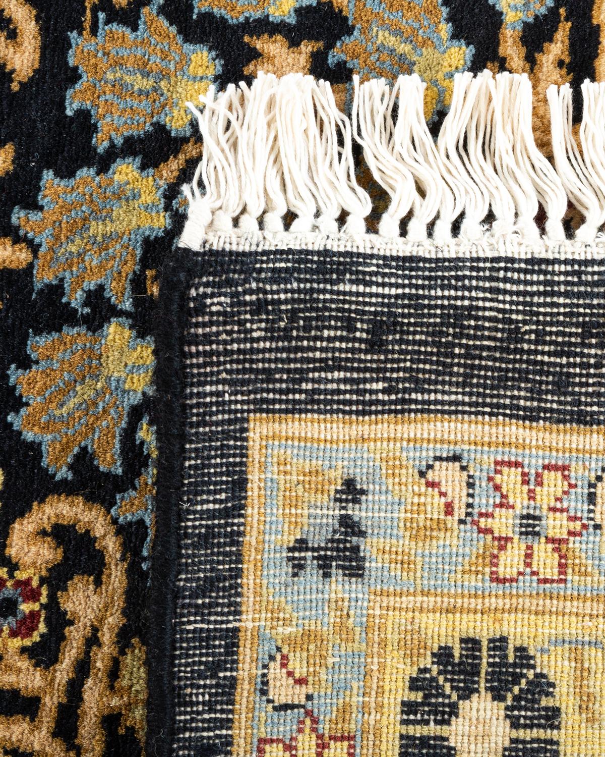 Tapis traditionnel Mogul noir, unique en son genre, fait à la main Neuf - En vente à Norwalk, CT