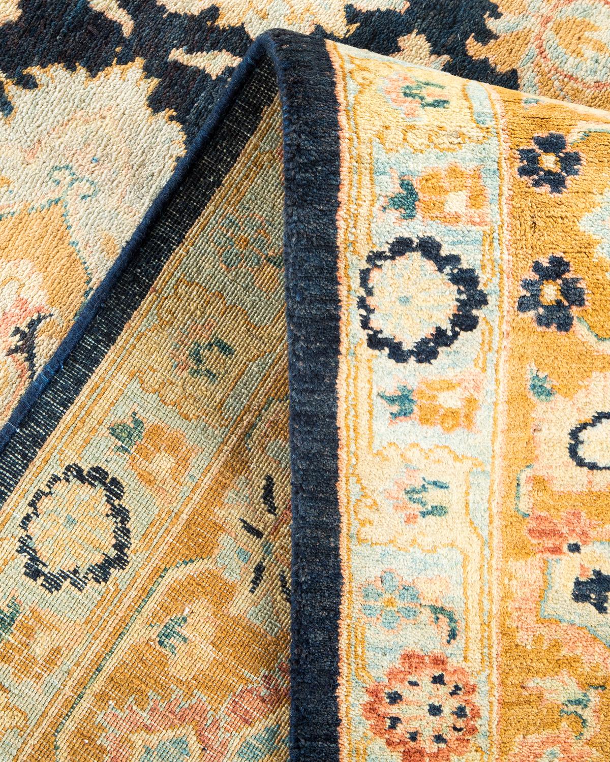 Traditioneller handgefertigter Mogul-Blauer Teppich, Unikat (Pakistanisch) im Angebot