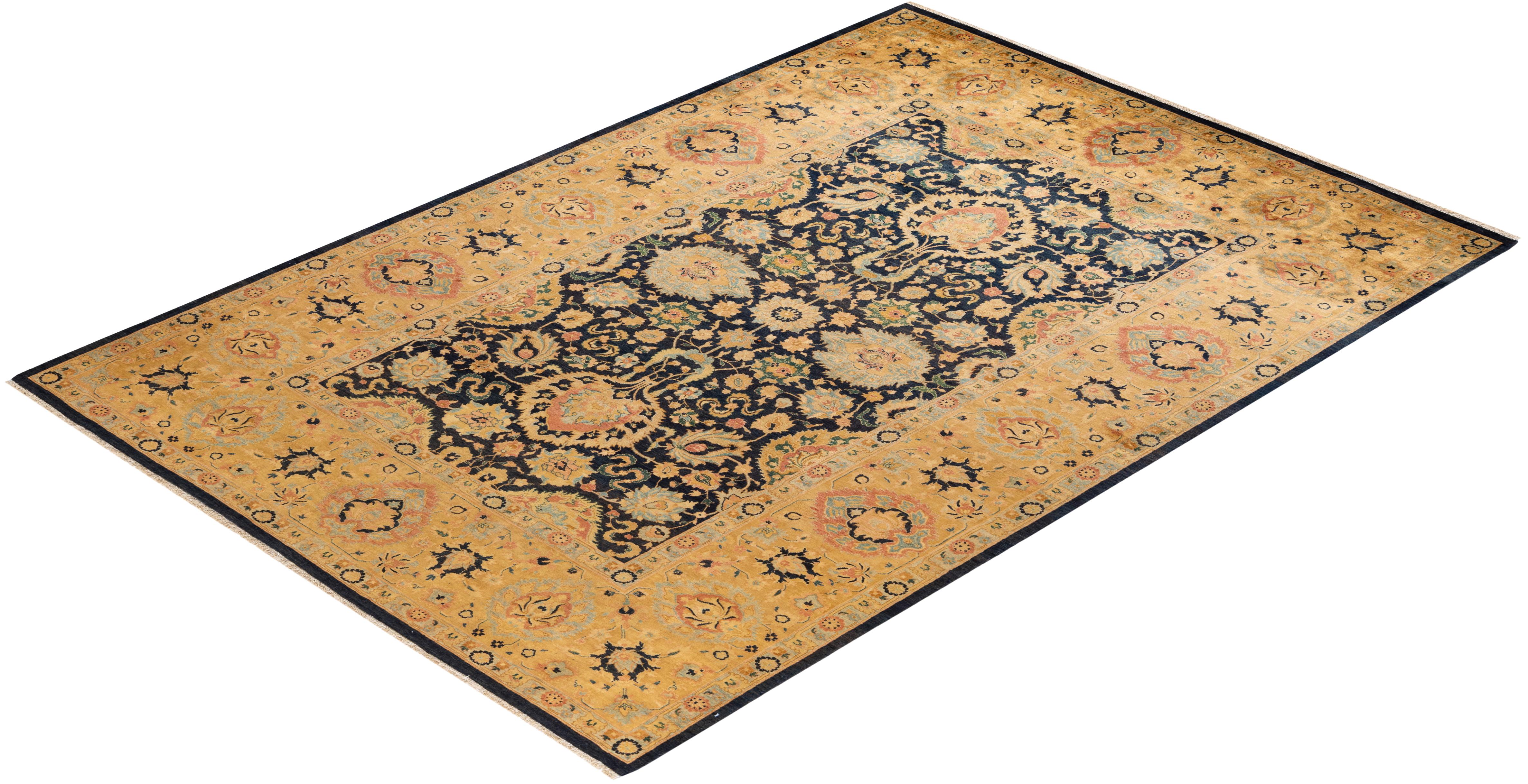 Avec leurs palettes discrètes et leurs motifs à l'envers, les tapis de la collection Mogul apporteront une sophistication intemporelle à n'importe quelle pièce. Influencés par un éventail de motifs turcs, indiens et persans, les artisans qui tissent