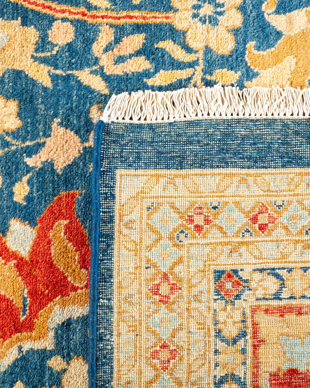 Traditioneller handgefertigter Mogul-Blauer Teppich, Unikat (Handgeknüpft) im Angebot